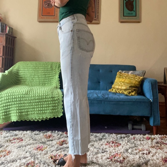 Vintage 550 Lightwash Levi’s - Picture 3 of 4